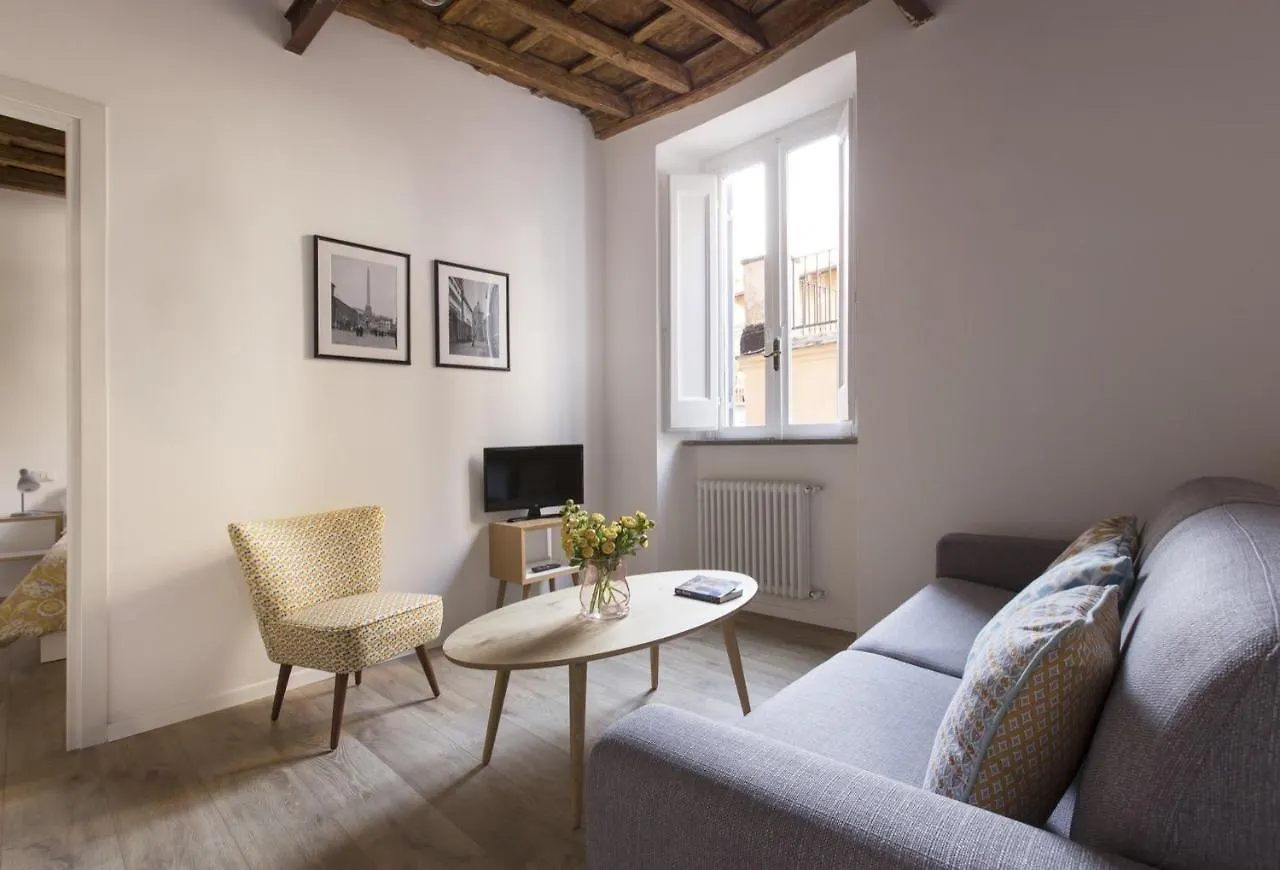 Cozy Apartment In Via Degli Spagnoli - Fromhometorome Italy